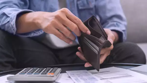 8-de-cada-10-deudores-Bravo