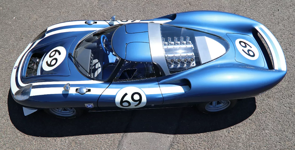 Ecurie Ecosse LM69 lado.jpg