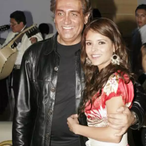 Grettell Valdez, Fabián Lavalle