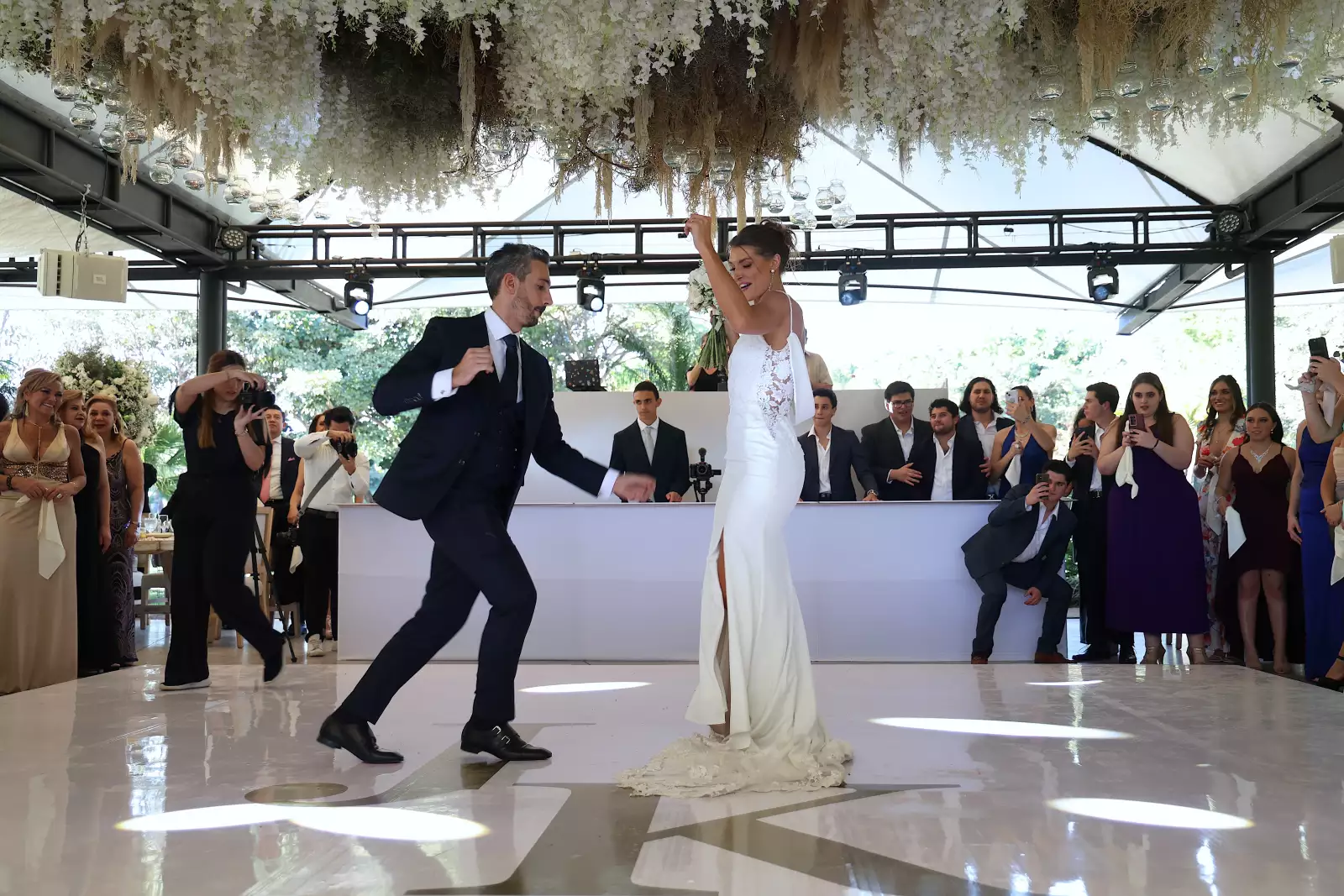 Johnny Abraham y Karen Ferrero