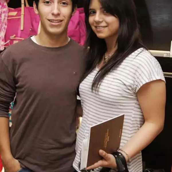 Oscar Marti?nez y Je?ssica Trevin?o