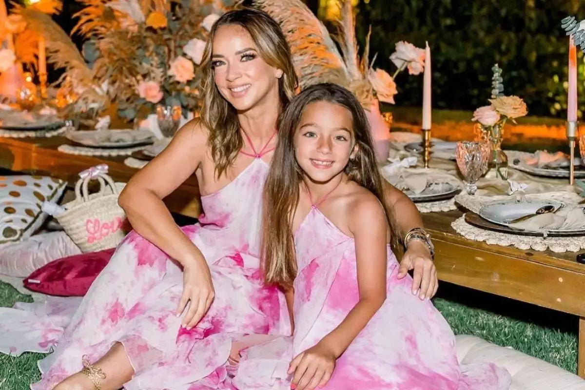 Adamari López recibe una sorpresa de su hija Alaïa para celebrar el 14 de febrero