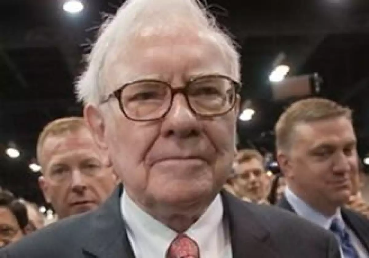 La empresa de Warren Buffett posee cerca de 138.3 millones de acciones o el 9.4% de los títulos de Kraft. (Foto: AP)