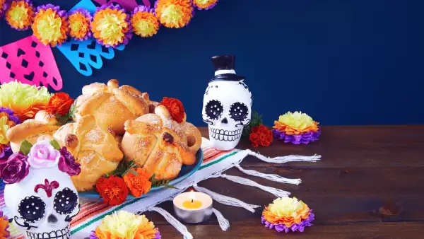 ¿Cómo hacer que tu altar de muertos sea aún más significativo? 
