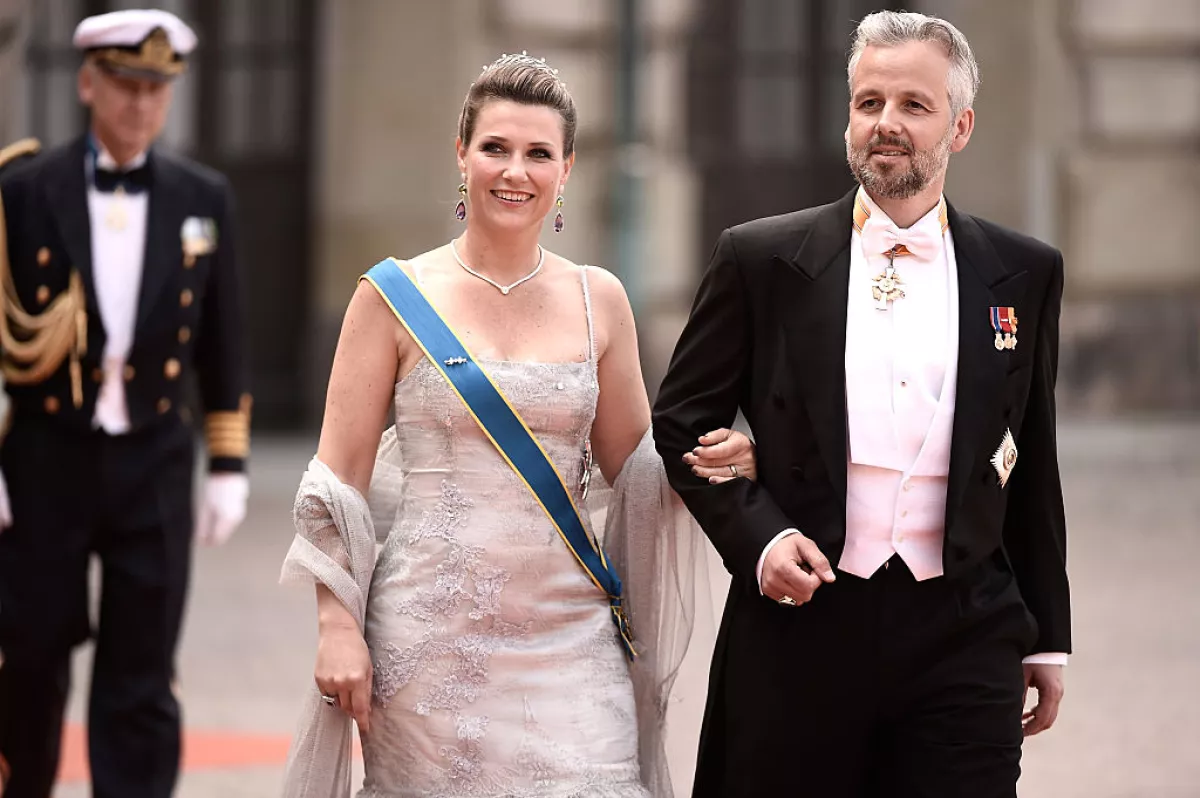 Ceremony And Arrivals:  Wedding Of Prince Carl Philip Of Sweden And Sofia Hellqvist
