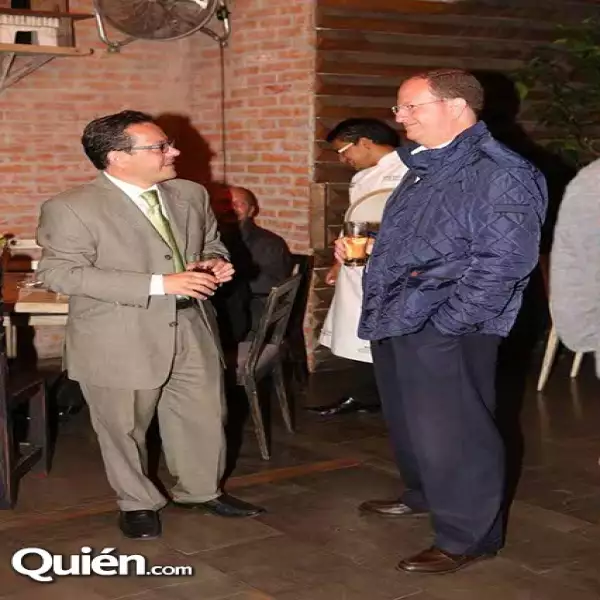 Eduardo Sanmiguel,Manuel Rivera