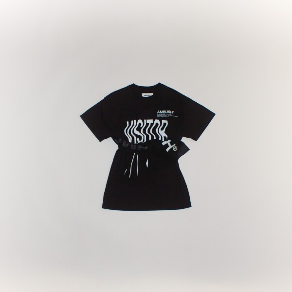 23. Ambush - WOVEN TOP CAPE T-SHIRT BLACK Disponible en AMY y amoamy.com.jpg