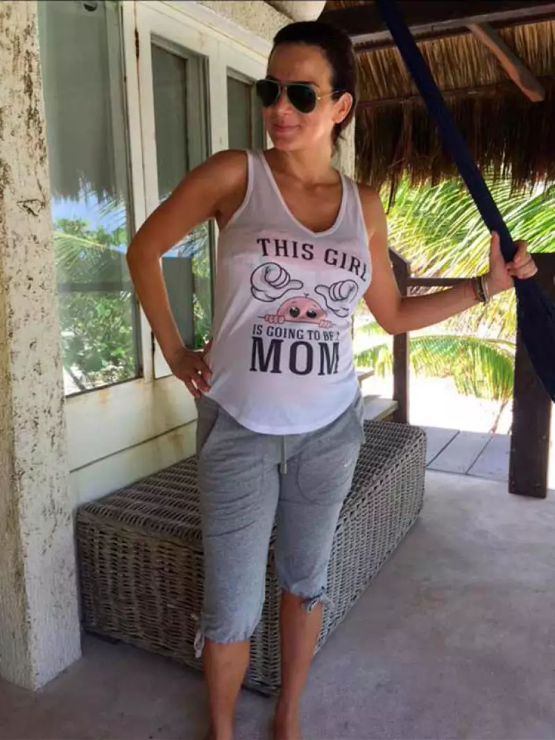 Desde inicios de su carrera, hasta su actual etapa como mamá, la actriz no deja de sorprendernos con su estilo. Hoy que cumple 37 años te mostramos la evolución de sus looks.