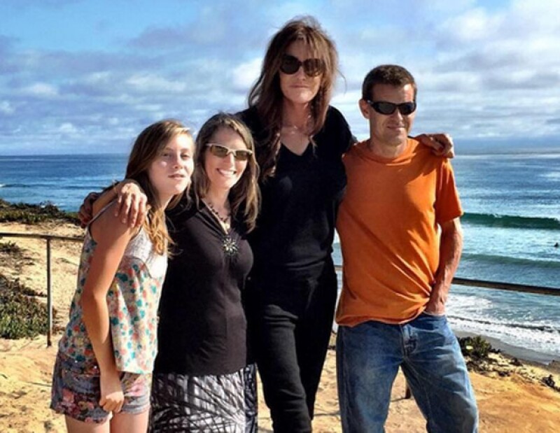 Caityn Jenner junto a la familia de Kyler un niño transgenero