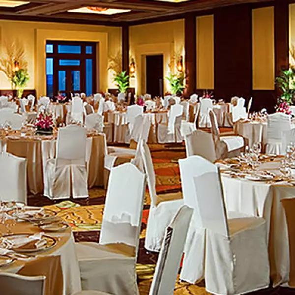 Este complejo ofrece el paquete para Semana Santa ‘Despertar al Bienestar’ en donde, además de disfrutar de las instalaciones, tendrás una clase con la yogui Ana Paula Dominguez.