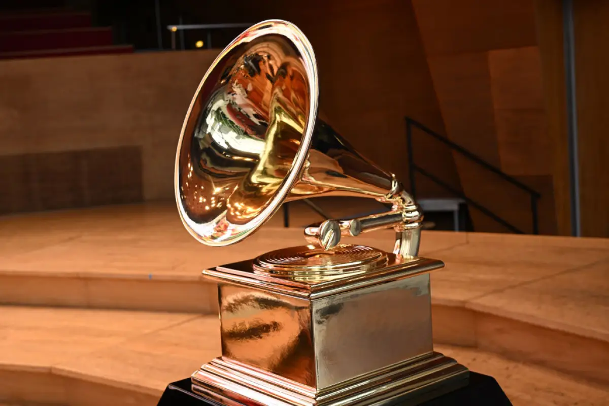 Foto de la estatuilla de los Grammy