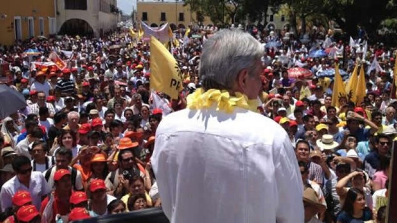 López Obrador hace mitin en Valladolid, Yucatán