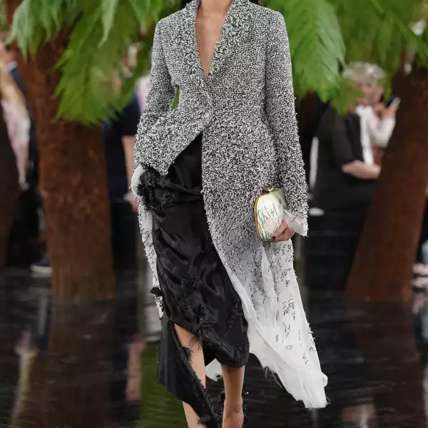 Christian Dior HC F26 040.jpg