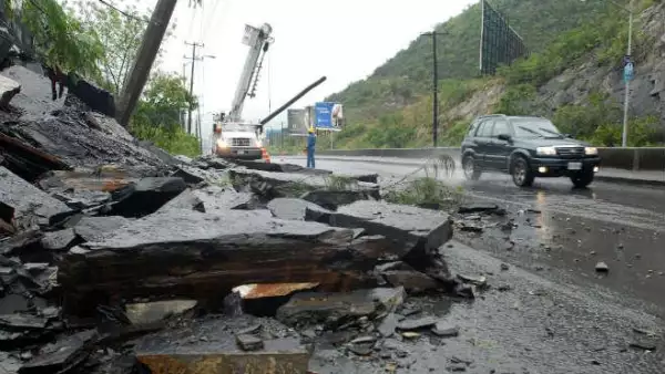 Carretera Hurac�n Ingrid