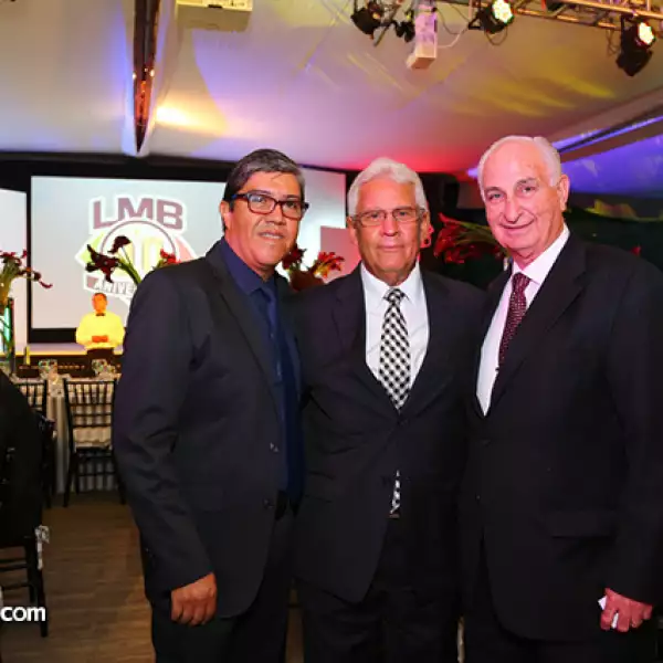 Eduardo González, Jesús García y Pepe Maiz