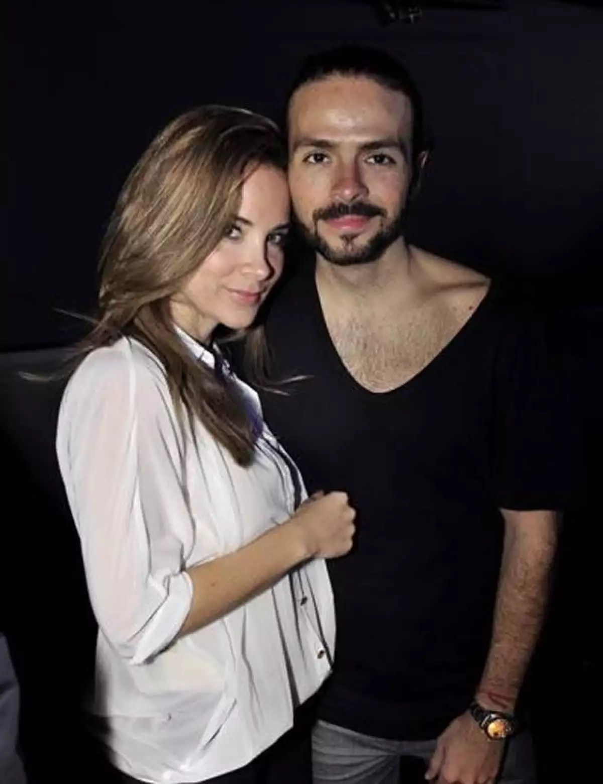 El empresario mencionó que es una gran oportunidad retomar su carrera ante las cámaras y que sin duda le dejará un gran aprendizaje, además habló de que aún no planea boda.