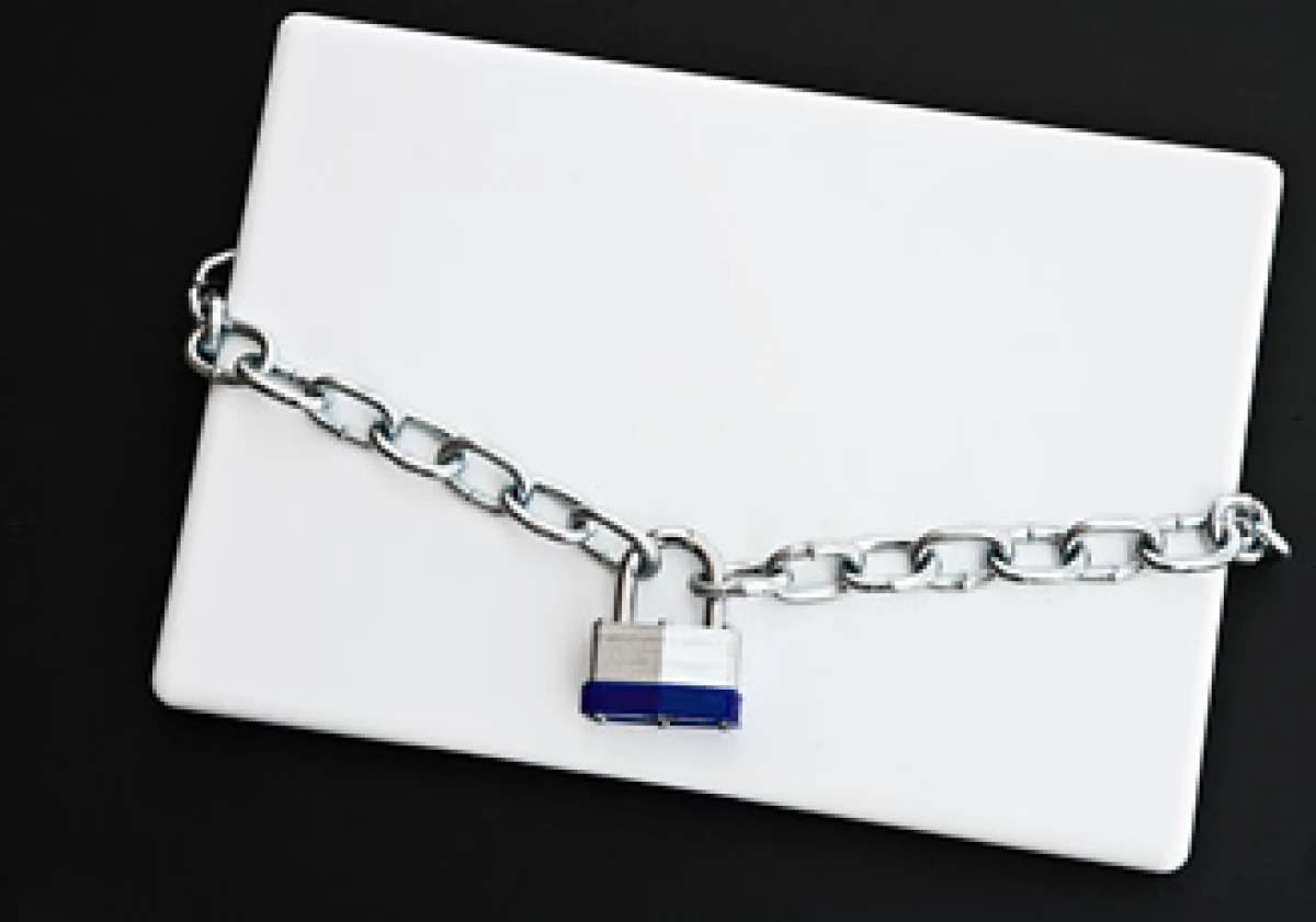 Los usuarios de seguros por Internet o teléfono encuentran dificultades en las cancelaciones, indicó la Comisión.. (Foto: Jupiter Images)