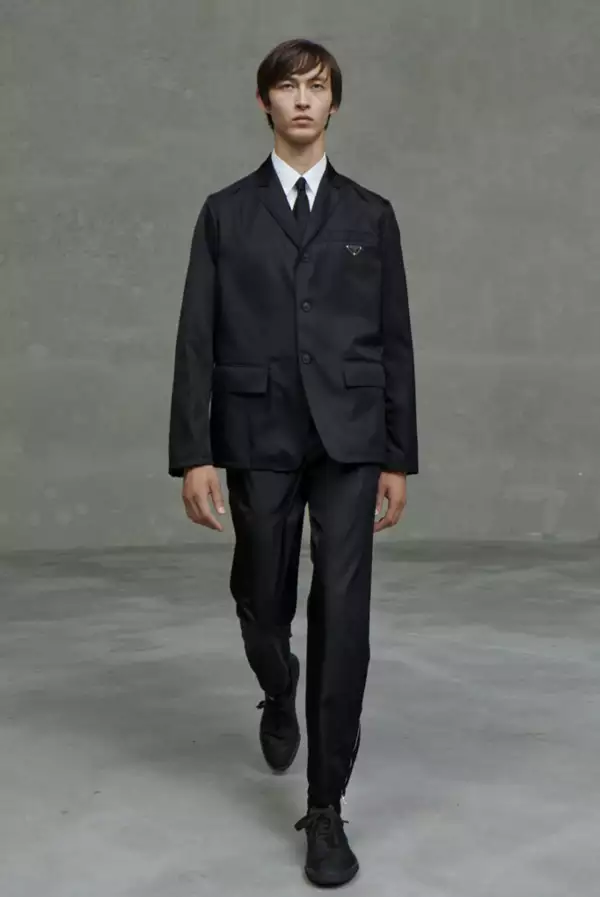 5 Prada S21.jpg