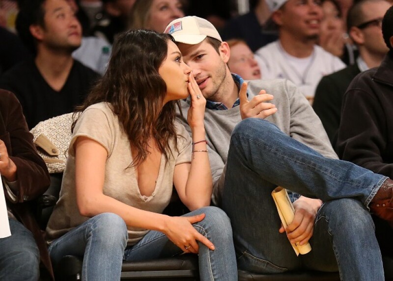 Tanto Mila como Ashton están comprometidos en cuidar a su bebé.
