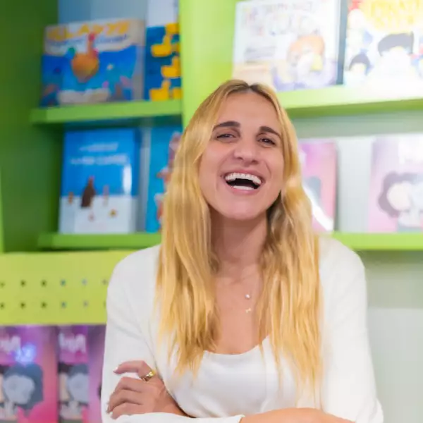 PRESENTACIÓN LIBRO MÍA