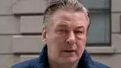 Alec Baldwin enfrentará juicio por caso de mujer muerta en set