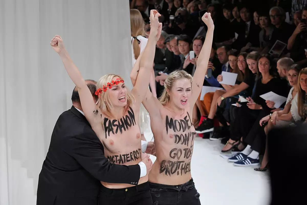 Nina Ricci : Runway - Paris Fashion Week Womenswear  Spring/Summer 2014