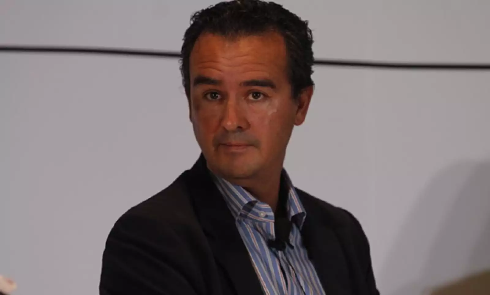 Uno de los grandes problemas en el emprendedor mexicano es que tienden a hacer muchas cosas por sí mismos, dijo el presidente del Consejo de Proteak.