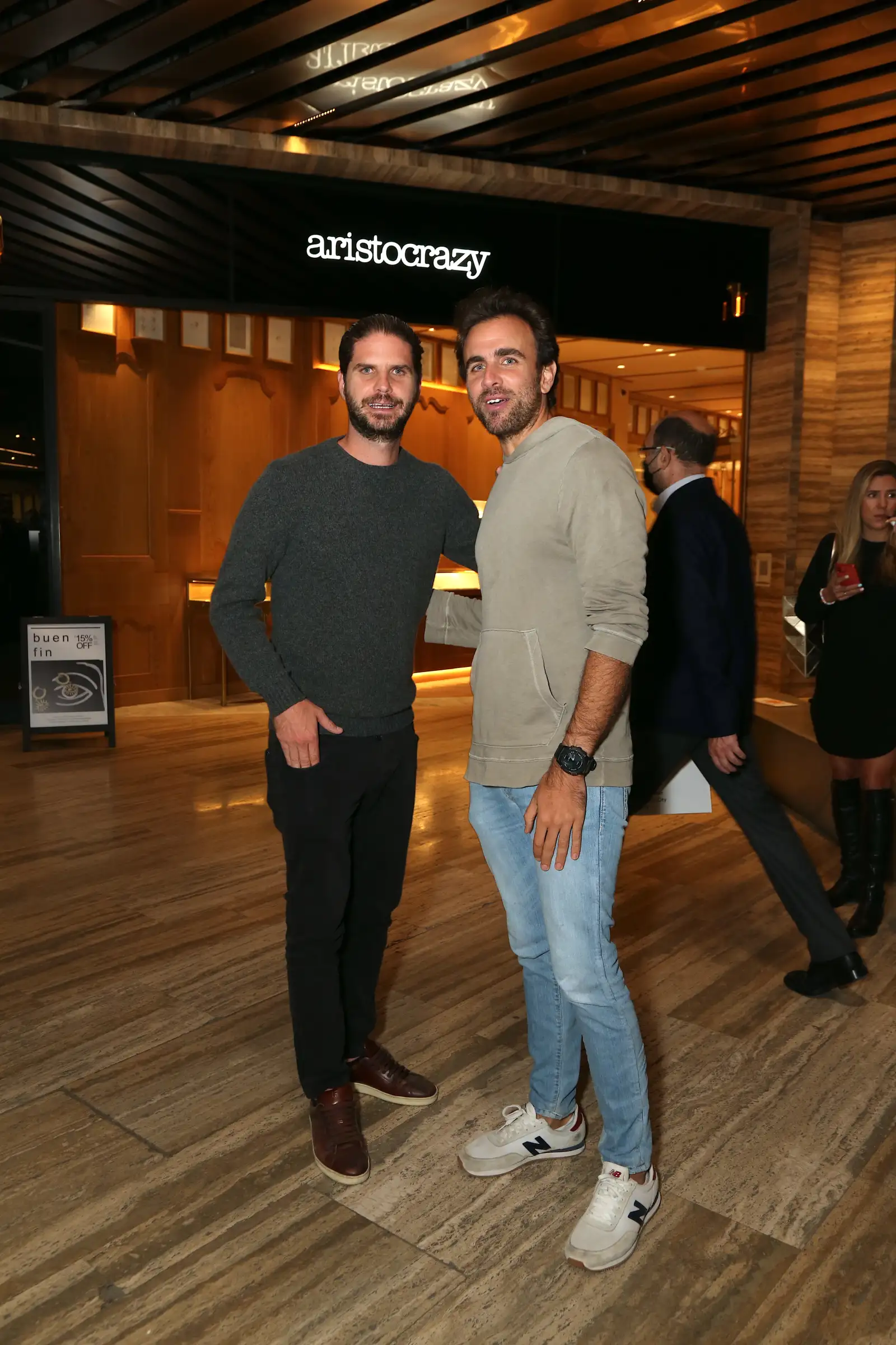 APERTURA ARISTOCRAZY, ARTZ PEDREGAL