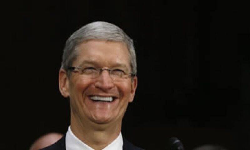 Tim Cook, CEO de Apple, compareció ante el Senado estadounidense tras la divulgación de un informe sobre las prácticas fiscales de la compañía. (Foto: Reuters)