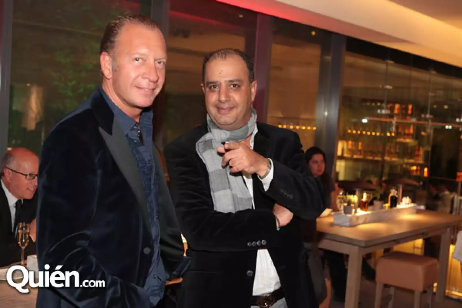 Isaac Askenazi, Nathan Hop