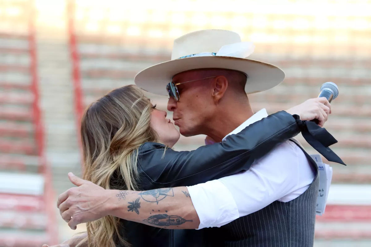 Andrea Legarreta y Erik Rubín
