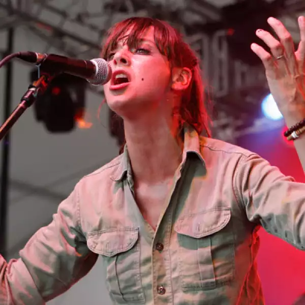 Una de las mejores compositoras de la década anterior, Chan Marshall, llegará con nuevas canciones bajo el brazo y una actitud que sorprende, sin importar tu género musical favorito.