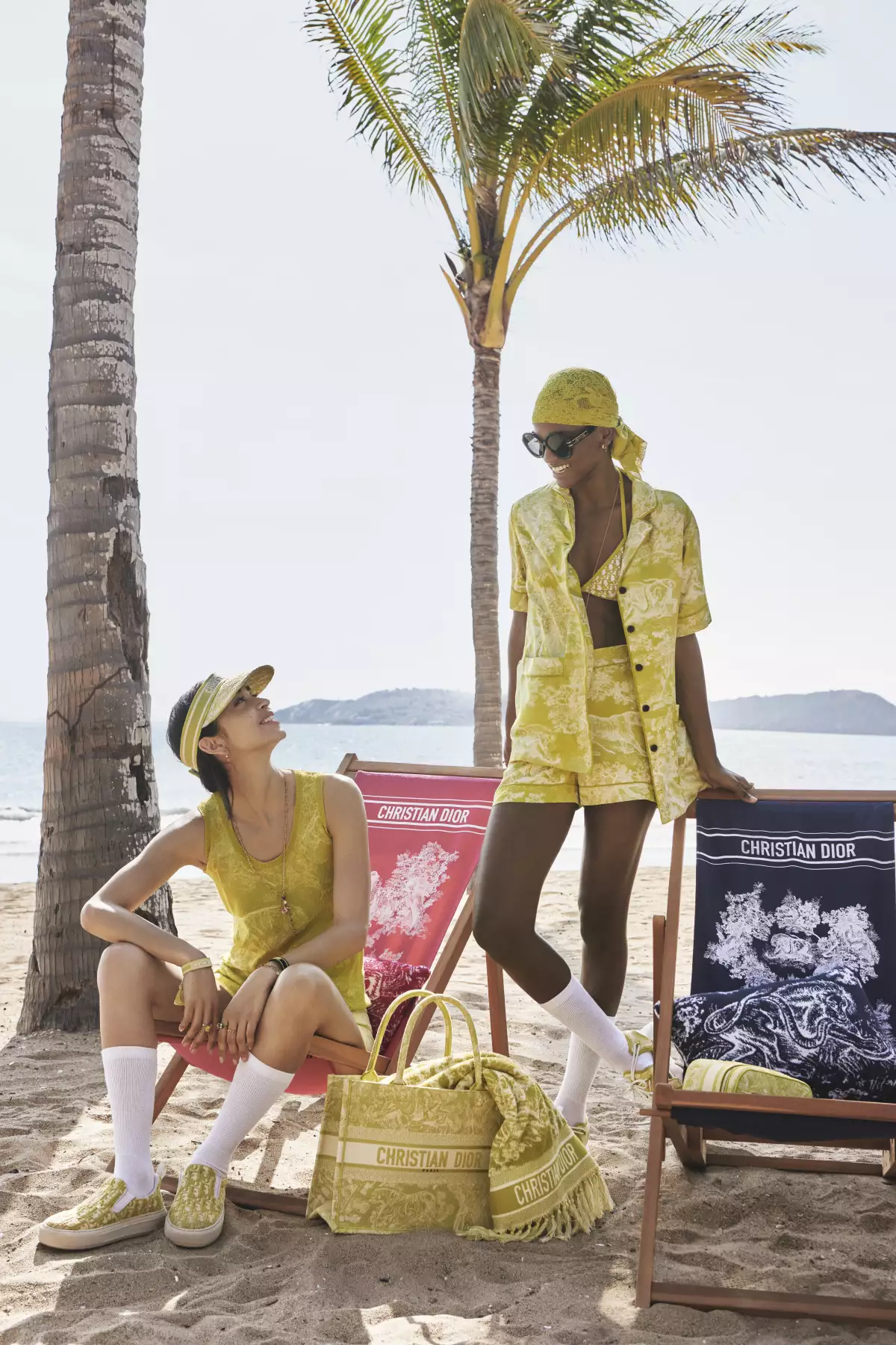 DIOR_MAG_34_©PAMELA_HANSON_5.jpg