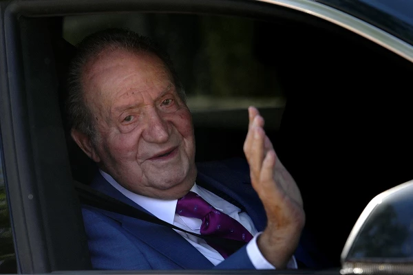 TOPSHOT-SPAIN-ROYAL-POLITICS