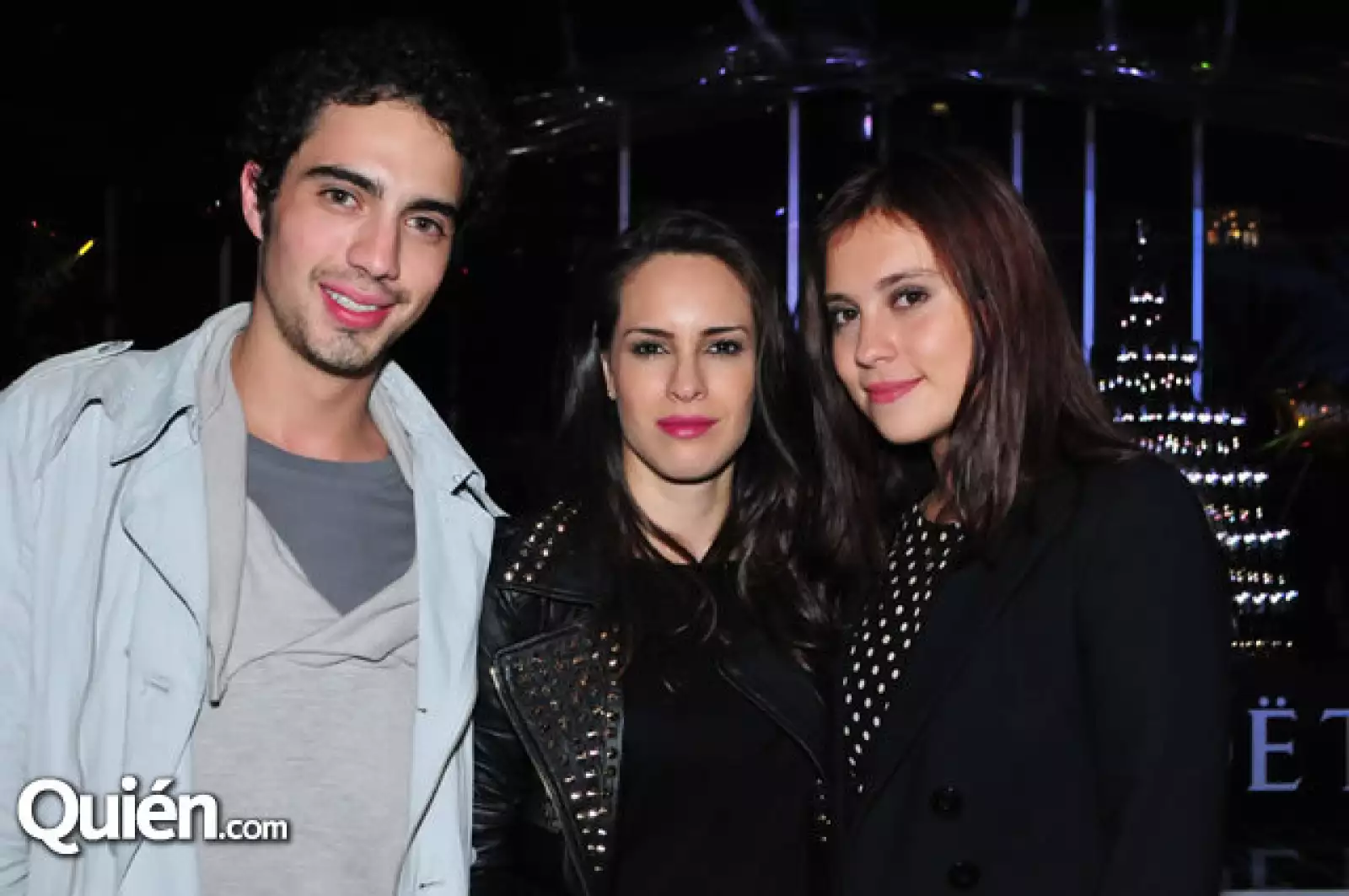 Alex Guevara,Muriel Hernández,Fernanda López