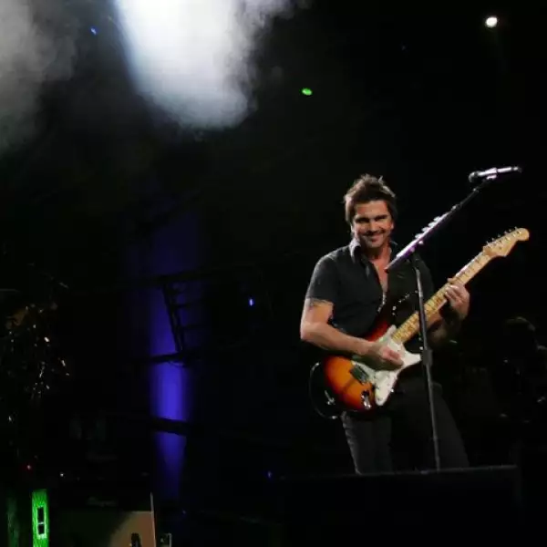 JUANES ENAMORA EN MONTERREY. Imagen del concierto que ofreció el cantante colombiano ante más de 10 mil personas en la ciudad regiomontana.