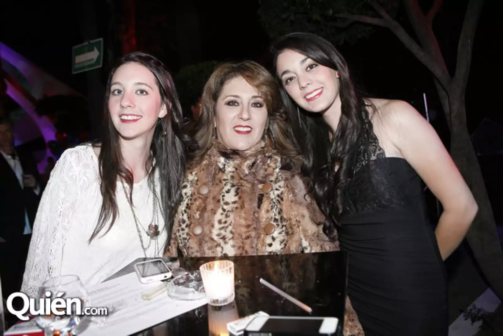 Fernanda Carranza,Tere León,Marian León