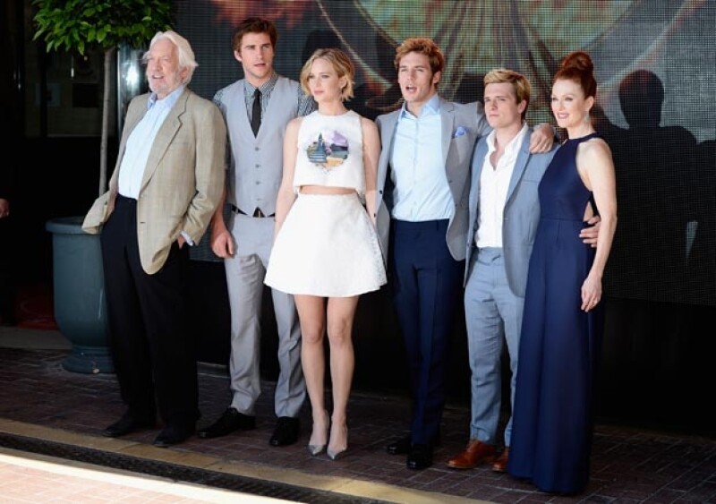 Las actrices brillaron el día de hoy en la presentanción de la película `Sinsajo´de la saga `Hunger Games´.