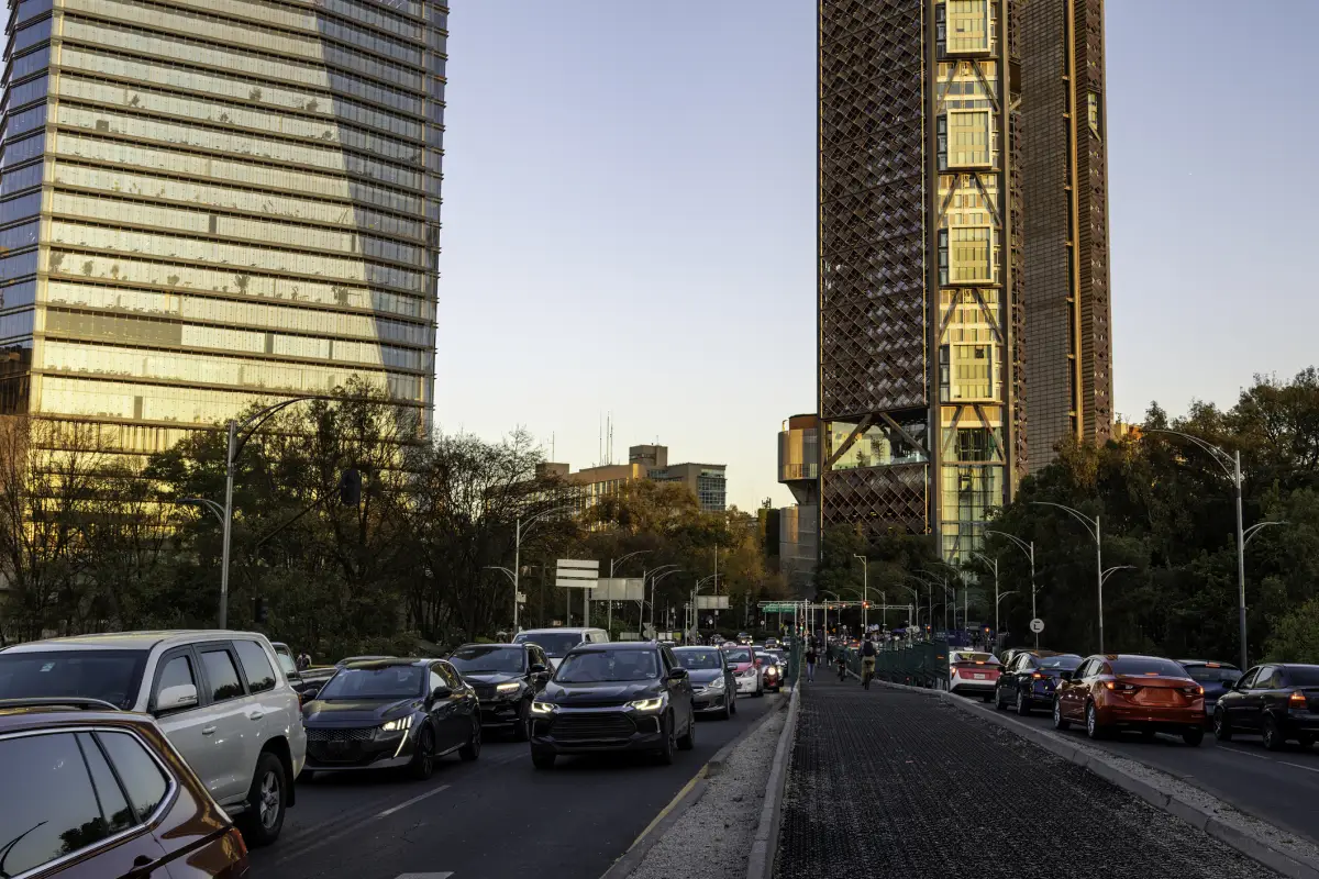 Hoy No Circula 16 de mayo 2025: estos autos descansan en CDMX y Edomex