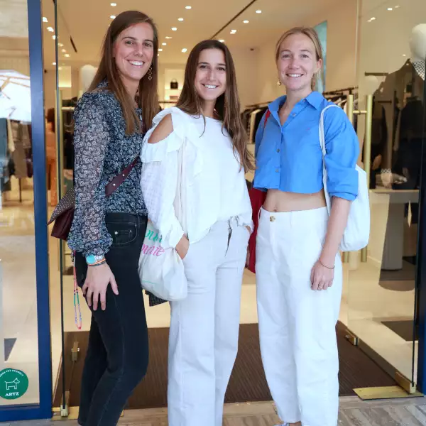 Alejandra Pérez , Laia Corral y Patricia Castells