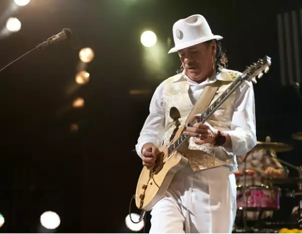 El famoso guitarrista ofrecerá un concierto en León, Guanajuato, en beneficio del Centro Fox.