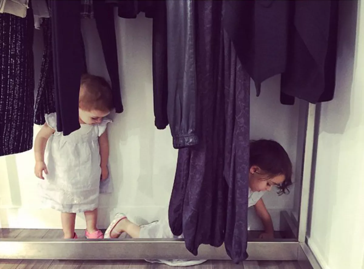 Olivia y Penélope tan fashionistas como su mamá, Karla Guindi.
