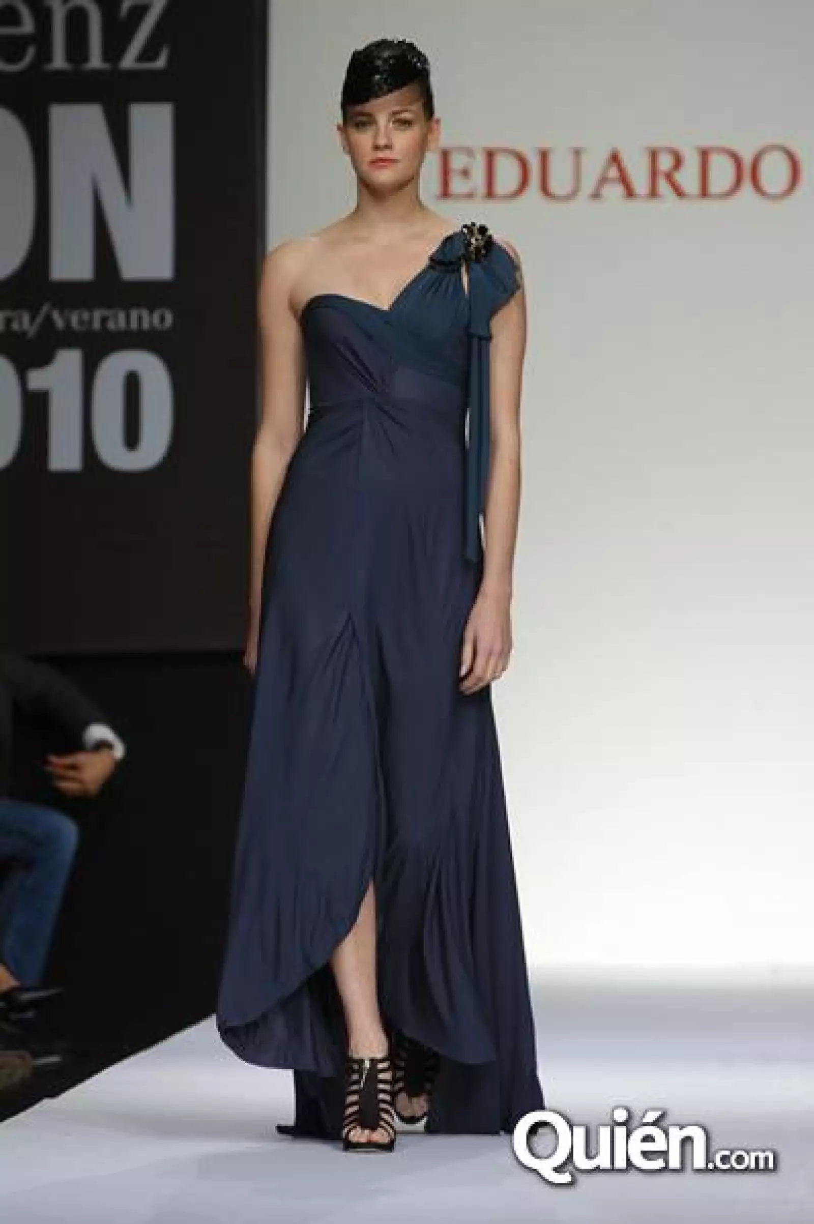 MBF Pasarela Eduardo Lucero