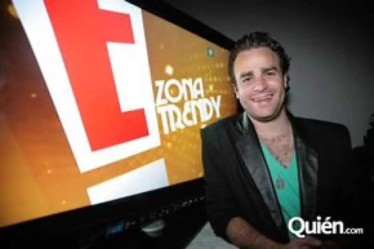 El lunes por la noche, el actor Maximiliano Villegas presentó el tercer capítulo de su programa en el Distrito Capital.
