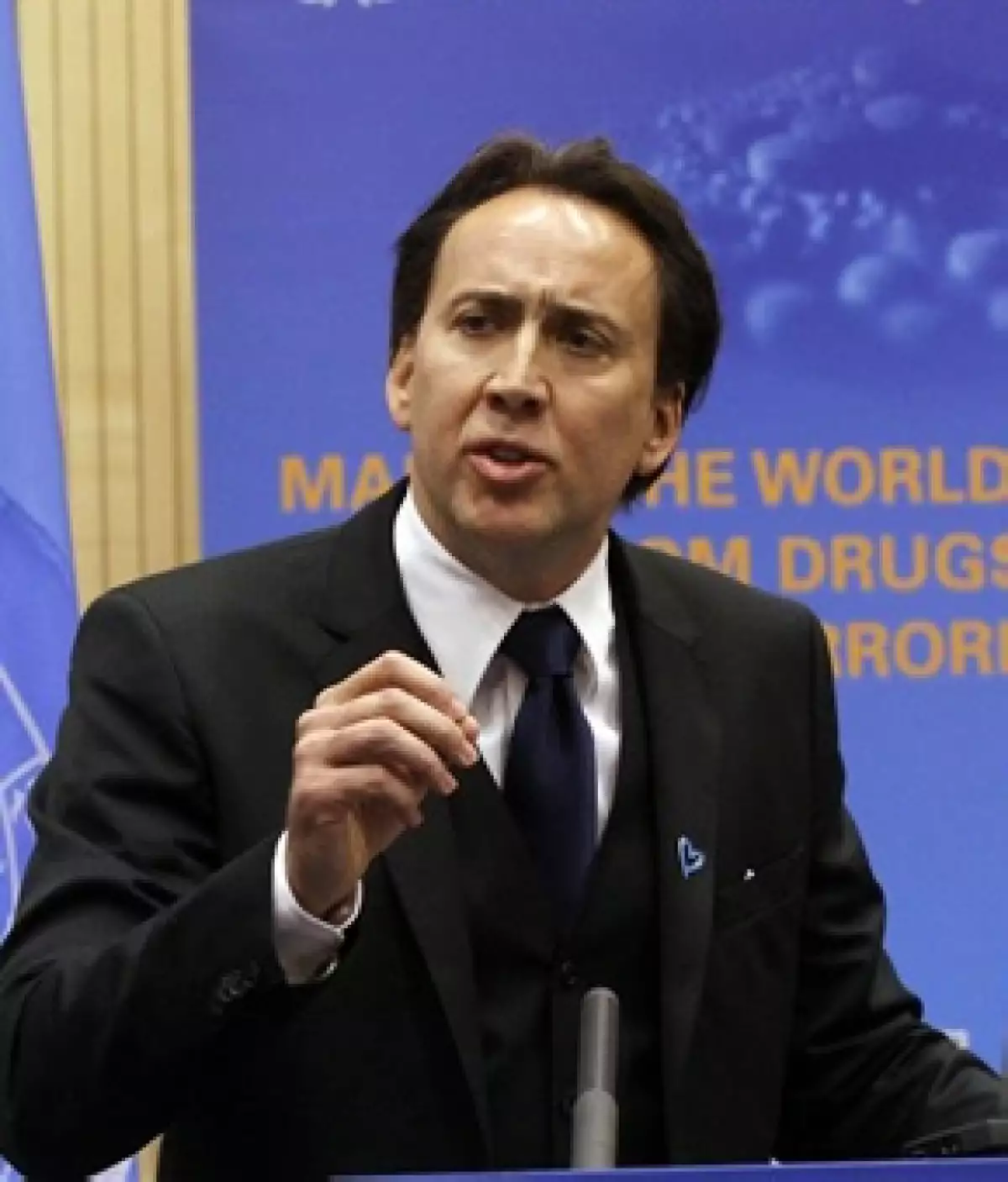 El actor como embajador de la buena voluntad de la ONU hace un llamado para que todo se unan en una lucha contra las redes criminales.