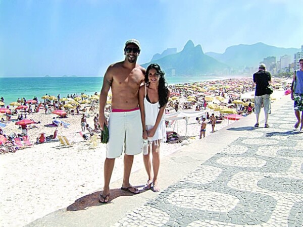 Llevan casi tres años juntos. Aquí disfrutando la playa en Río de Janeiro.