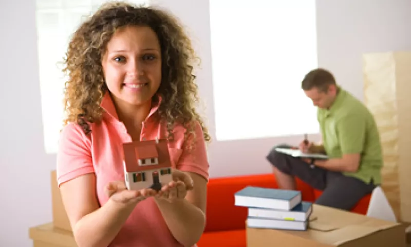 Sustituir una hipoteca implica gastos notariales por entre 3 y 4% del total del financiamiento inicial. (Foto: Thinkstock)