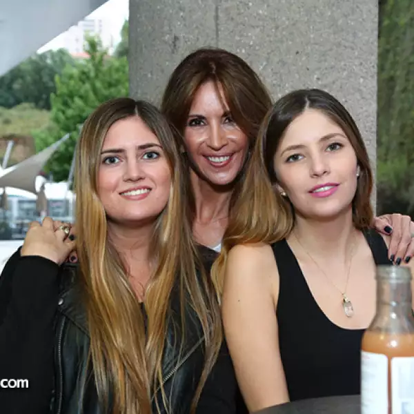 Andrea Davo, Elsa Zaragoza y Elsa Davo