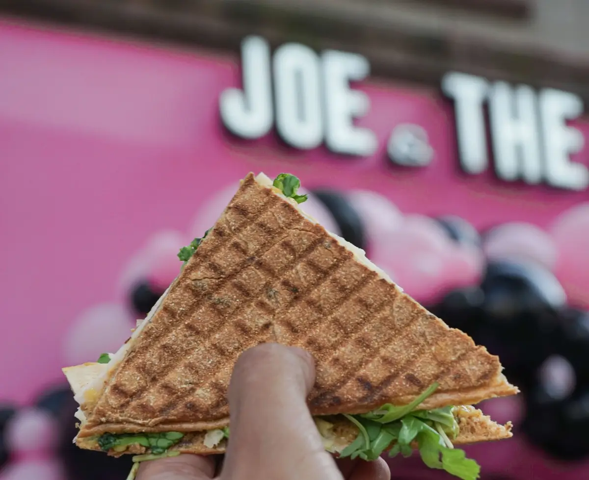 joe-and-the-juice-tunacado.JPG