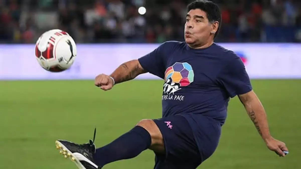 maradona partido por la paz